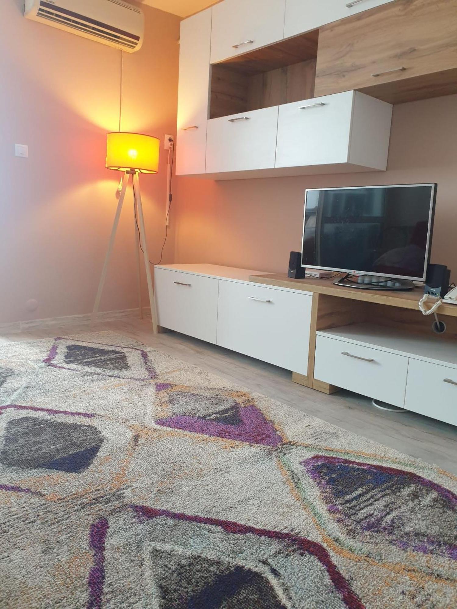 Olivia'S Studio - Apartment ياش المظهر الخارجي الصورة