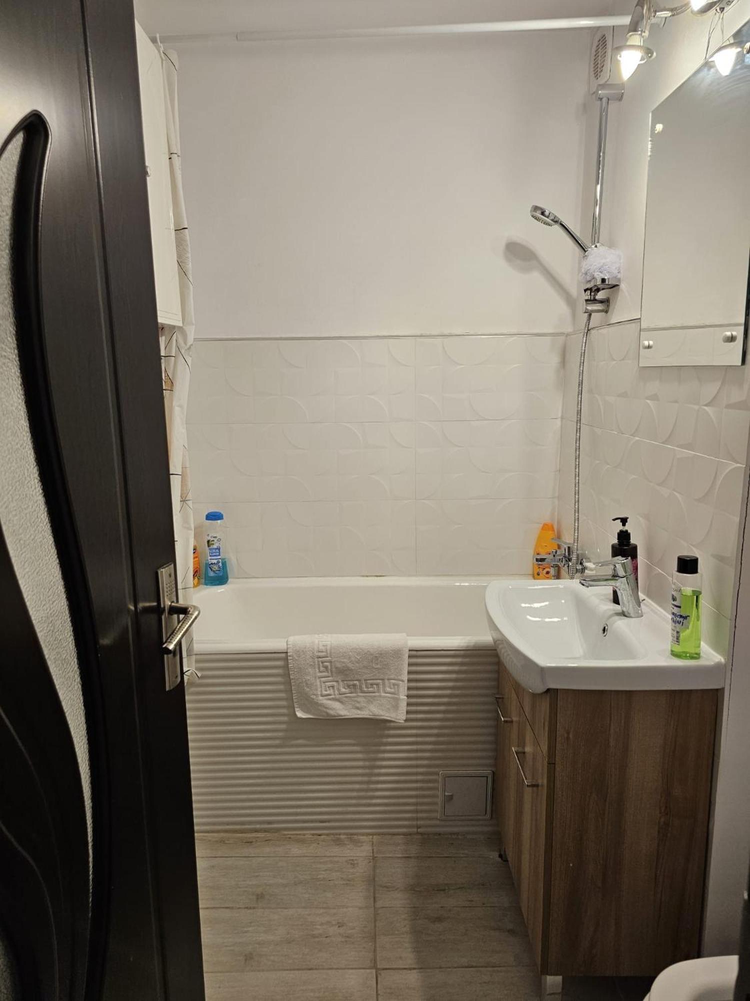 Olivia'S Studio - Apartment ياش المظهر الخارجي الصورة